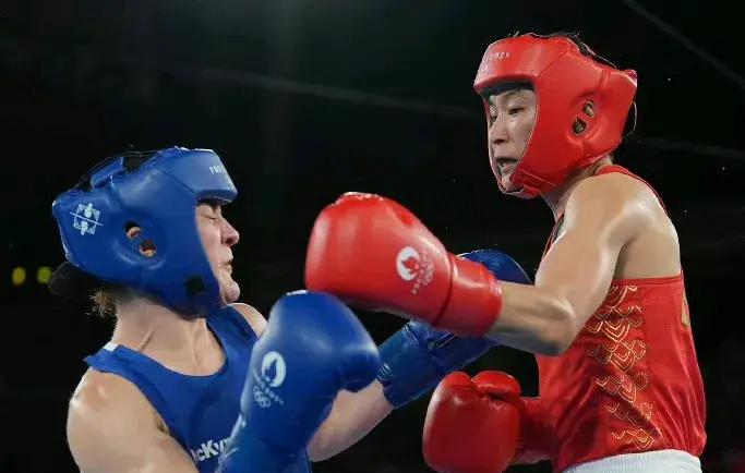 德国拳击队勇夺奖牌斩获胜利