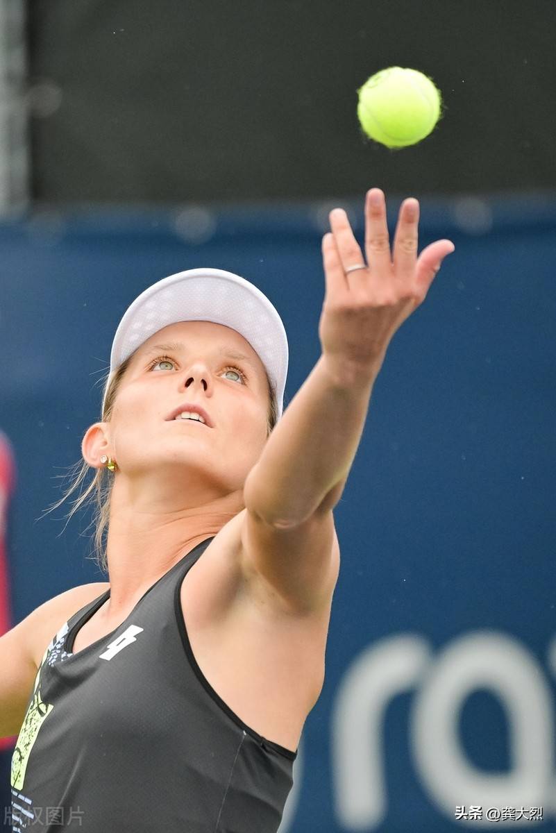 科维托娃迎来二十赛季高光表现，巴黎圣日耳曼球迷沸腾！的简单介绍