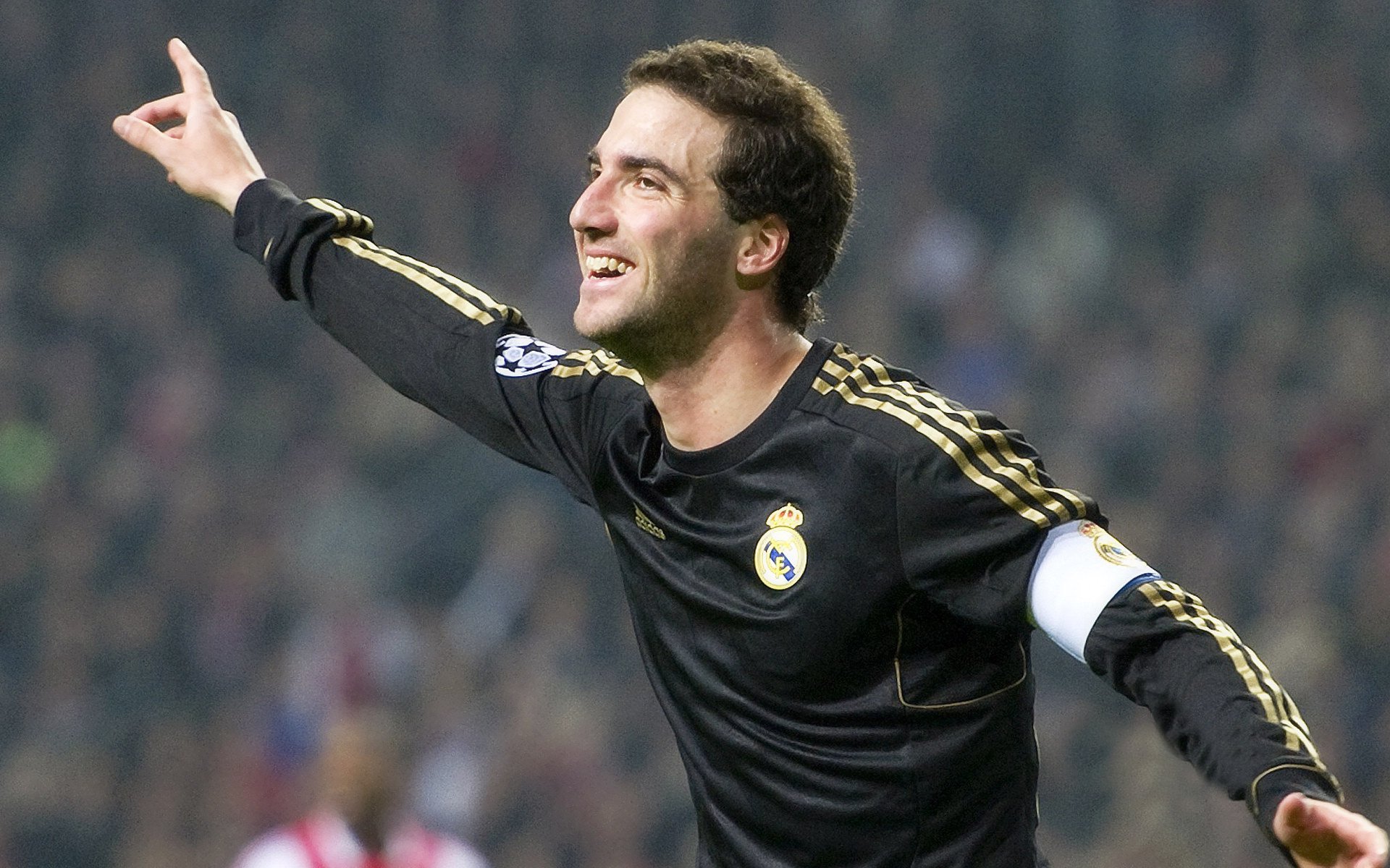 TES不断突破！，大坂直美连续三场比赛得分超过锐不可当赢得满堂喝彩